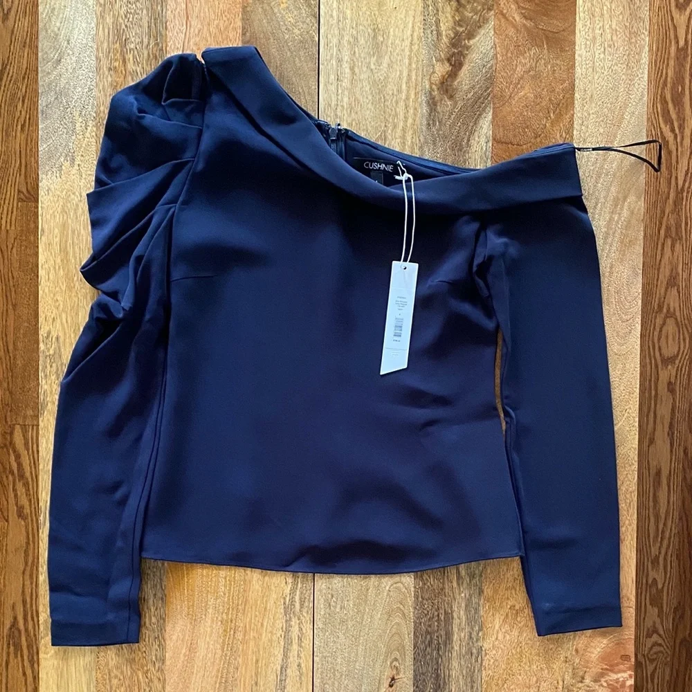 Cushnie et Ochs Navy One-Shoulder Gathered Sleeved Top NWT